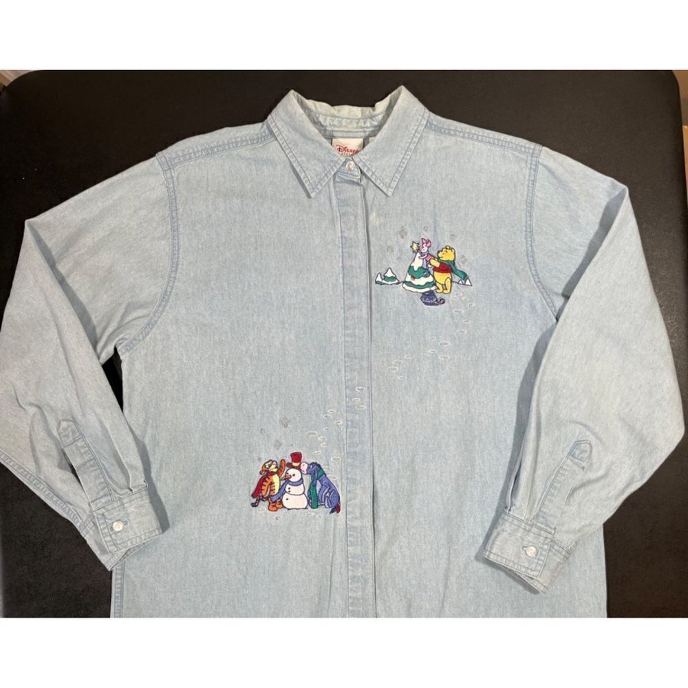Vintage Disney Store Winnie the Pooh Christmas Embroidered Denim Shirt Large